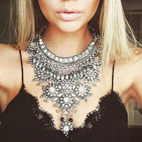 RE-STOCK !! Vintage Style Boho Statement Necklace - Picture 6 of 7